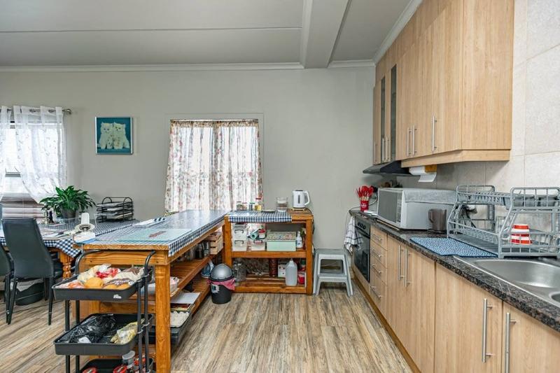 1 Bedroom Property for Sale in Bellair Western Cape